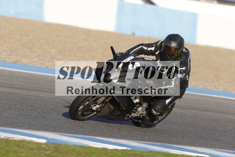 Archiv-2025/02 28.-31.01.2025 Moto Center Thun Jerez/gruen-green/83